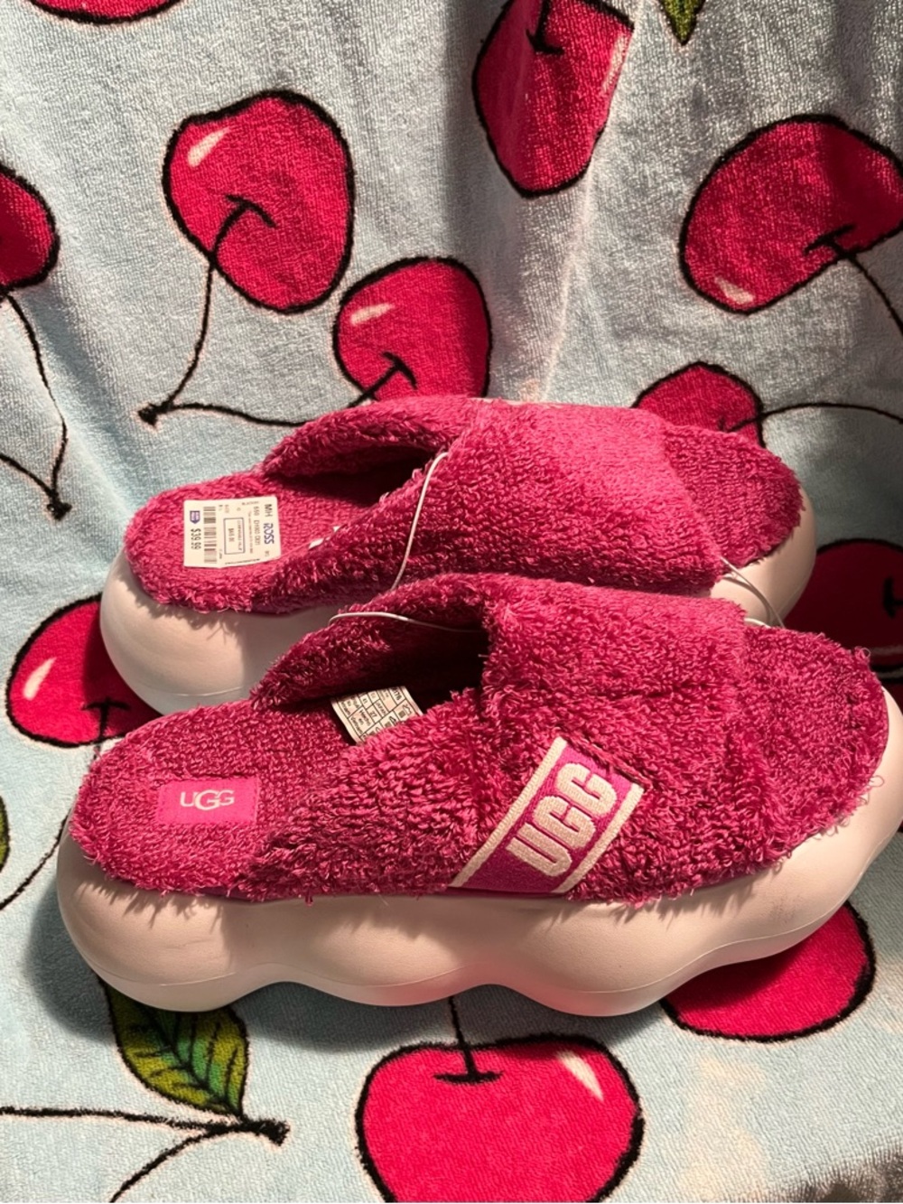 UGG Kids Fuchsia Terry Slide Slippers with White Platform Sole